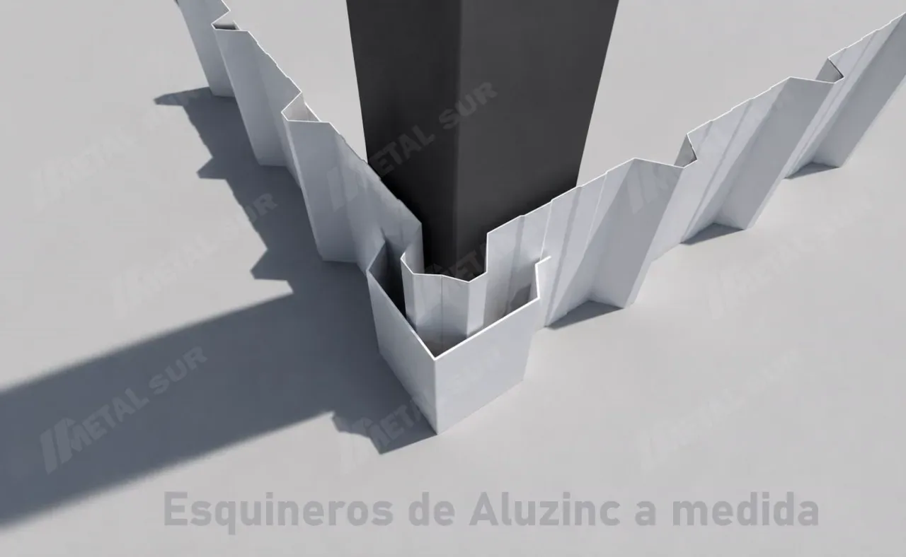 Esquineros de Aluzinc instalados en encuentro de cerramiento